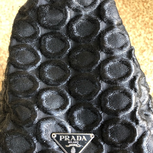 Authentic Prada embroidered Boston bag - Picture 3 of 7